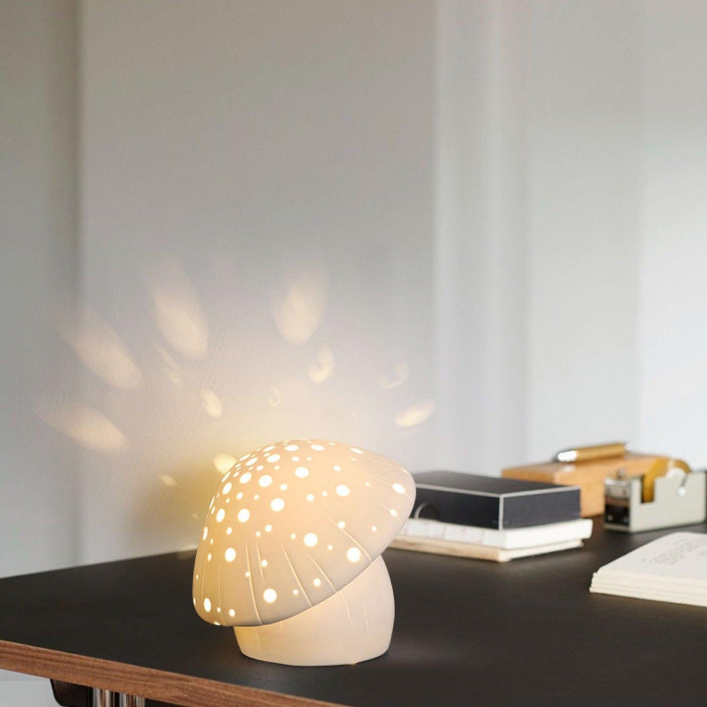 Fungo White Work lamp Table Lamp