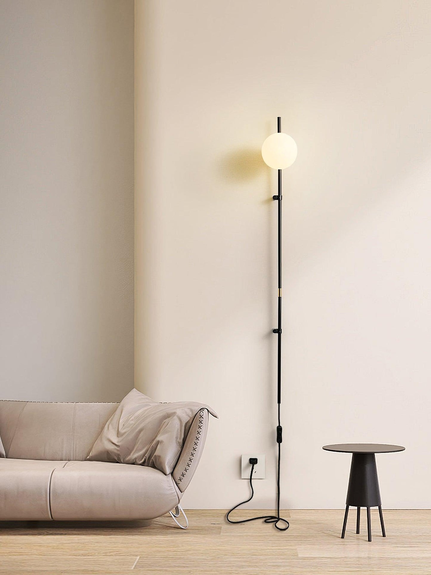 Funiculi Plug In Bracket light Wall Lamp