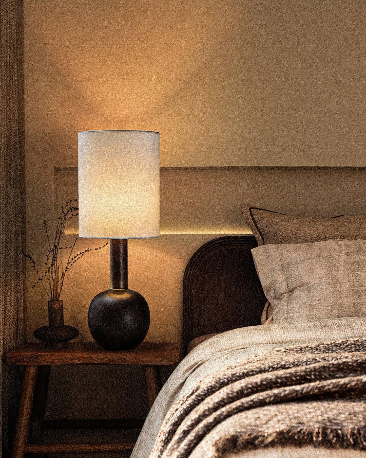 Gavel Accent lamp Table Lamp