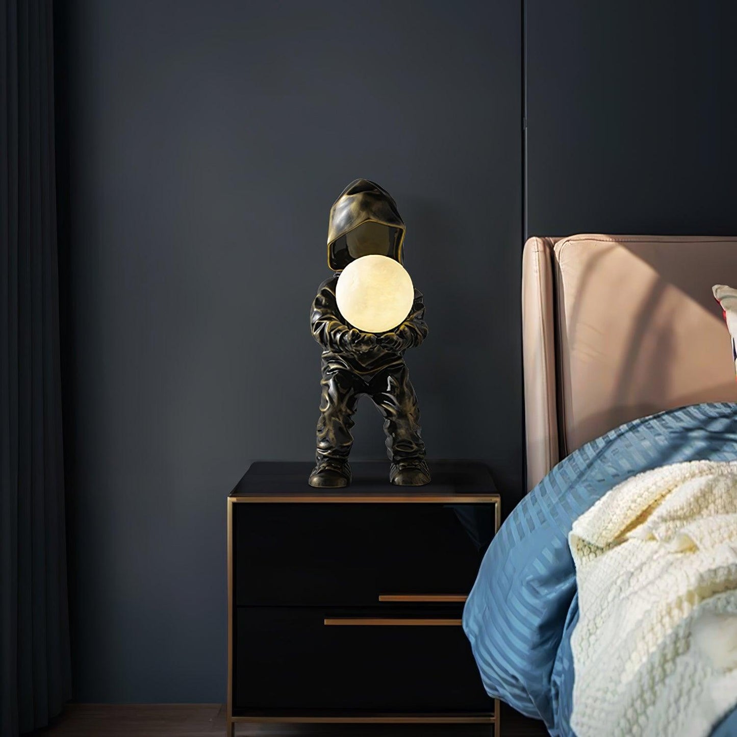 Hacker Planet Accent lamp Table Lamp