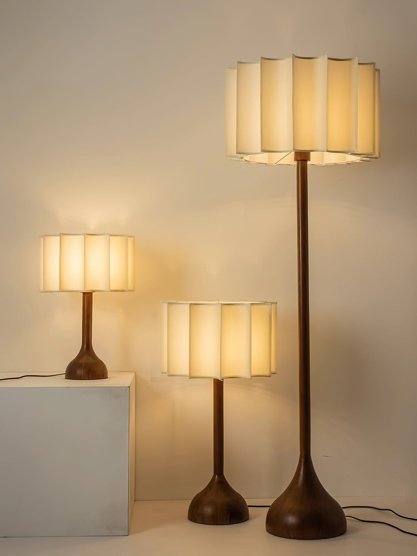 Hakka Free-standing Lamp Floor Lamp