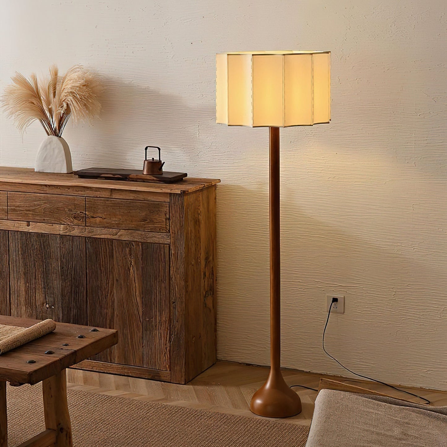 Hakka Free-standing Lamp Floor Lamp