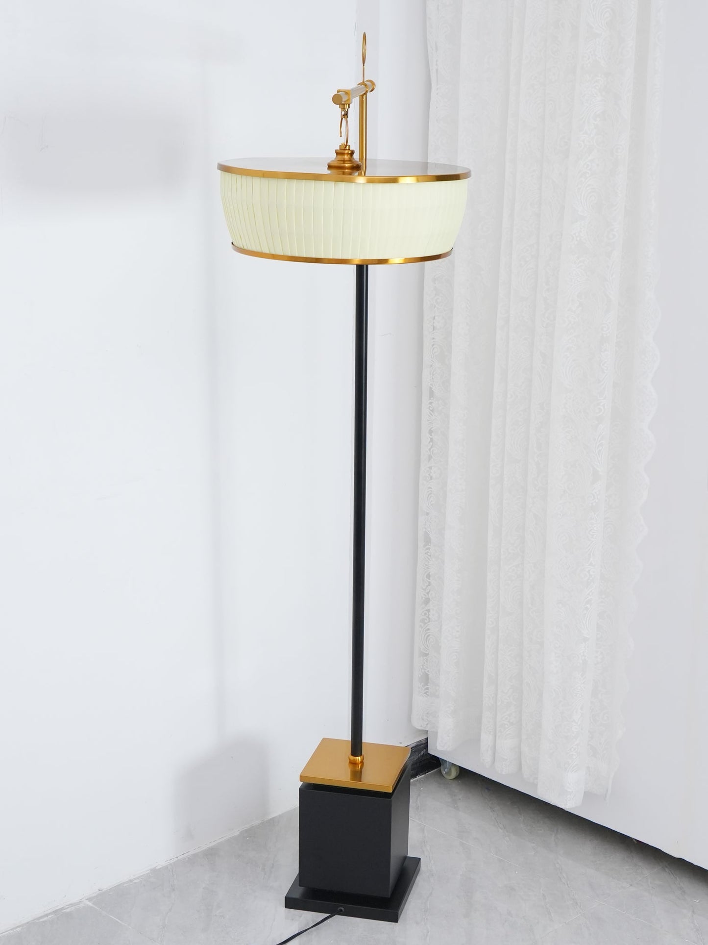 Hejun Fabric Free-standing Lamp Floor Lamp