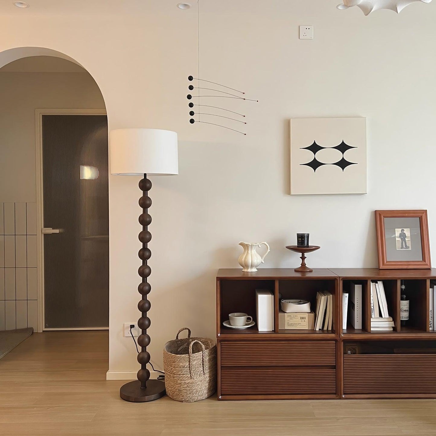 Hugo Barbell Free-standing Lamp Floor Lamp