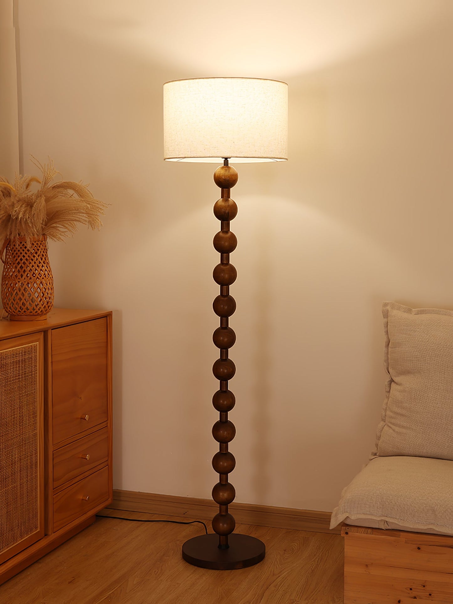 Hugo Barbell Free-standing Lamp Floor Lamp