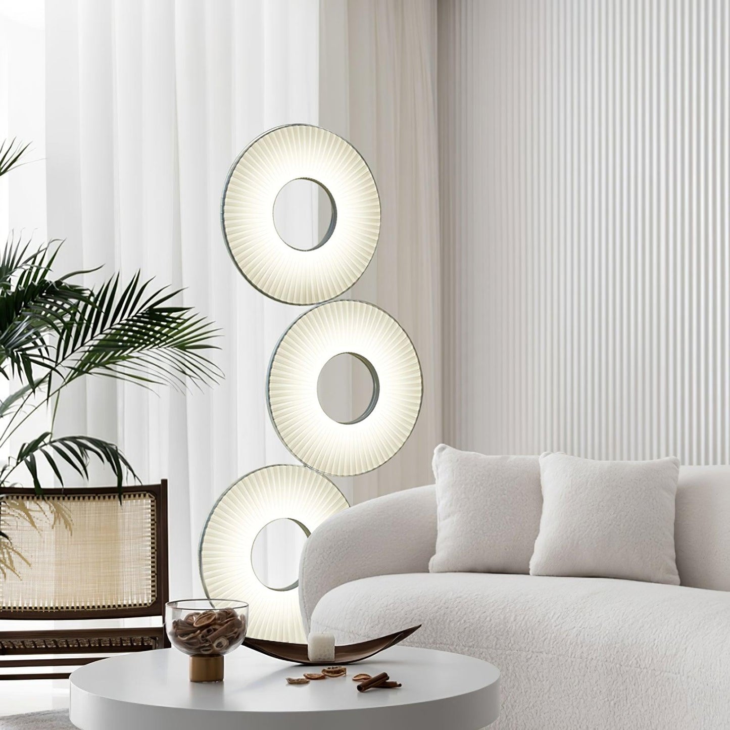 Iris Totem Free-standing Lamp Floor Lamp