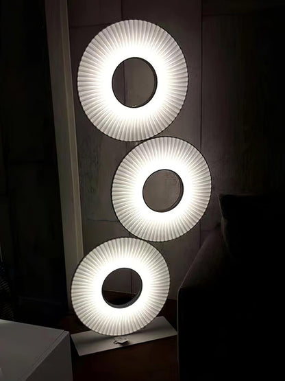 Iris Totem Free-standing Lamp Floor Lamp