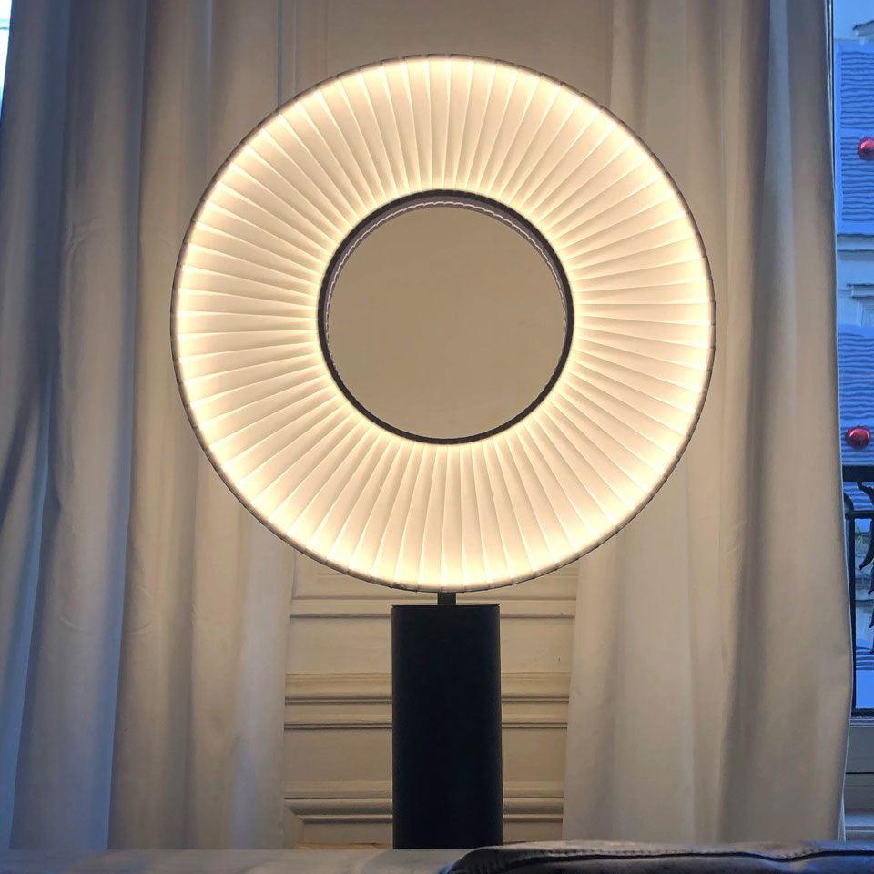 Iris Portable lamp Table Lamp