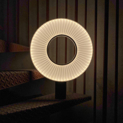 Iris Portable lamp Table Lamp