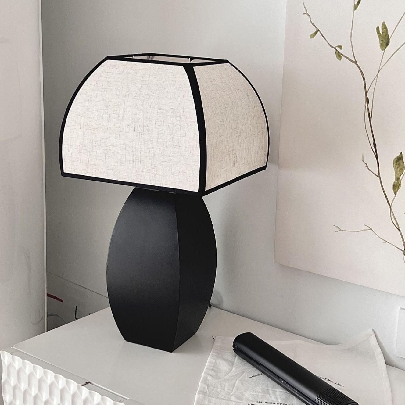 Javier Black Task lamp Table Lamp