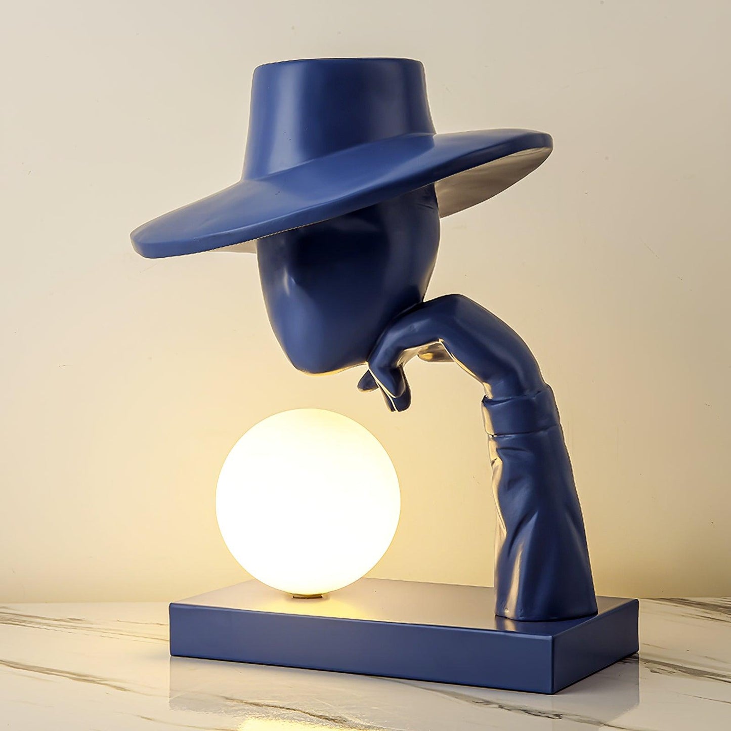 Juni Resin Bedside lamp Novelty Lamp