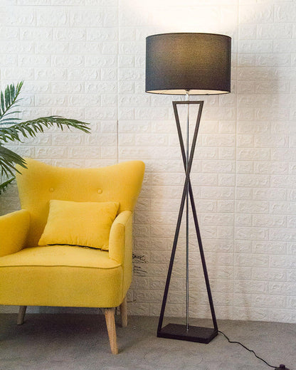 Kaden Black Floor-mounted Lamp Floor Lamp