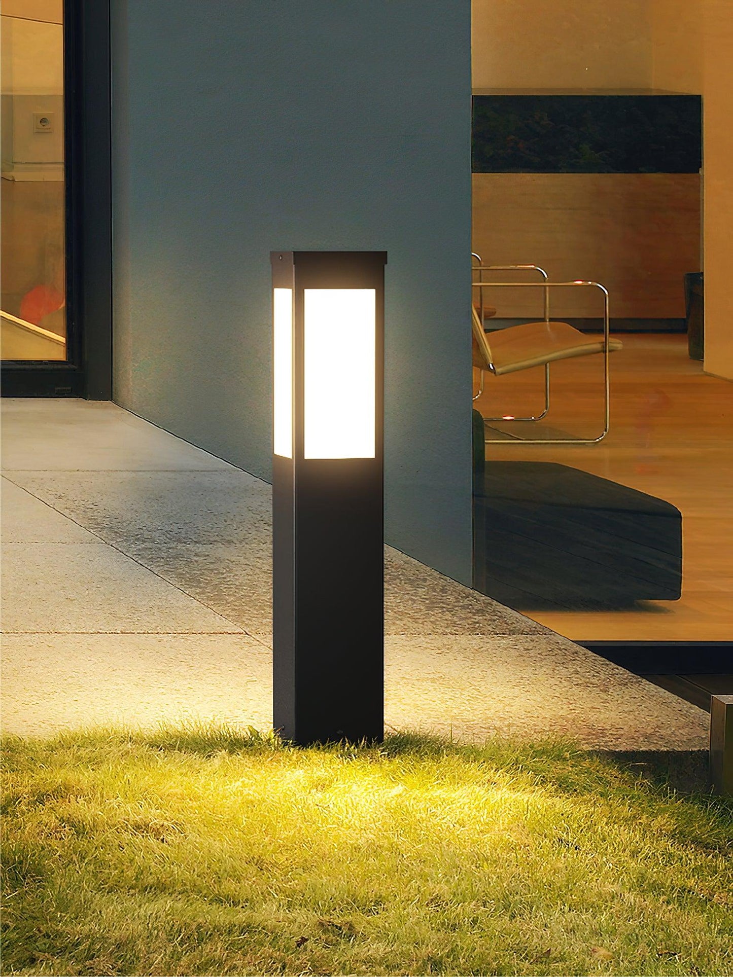 Kuzco Bollard Solar Exterior light fixture Outdoor Light