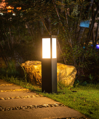 Kuzco Bollard Solar Exterior light fixture Outdoor Light