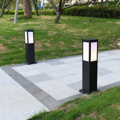 Kuzco Bollard Solar Exterior light fixture Outdoor Light