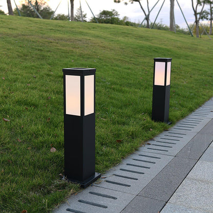 Kuzco Bollard Solar Exterior light fixture Outdoor Light