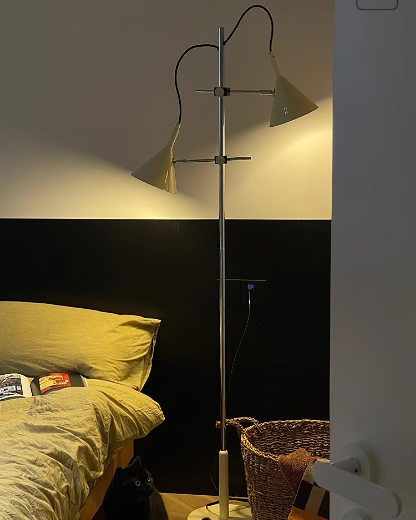 Laiton Ambient Floor Lamp Floor Lamp