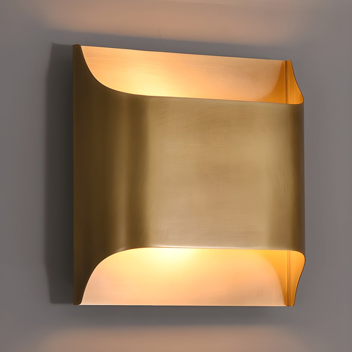 Leclerc Brass Wall-mounted light Wall Lamp