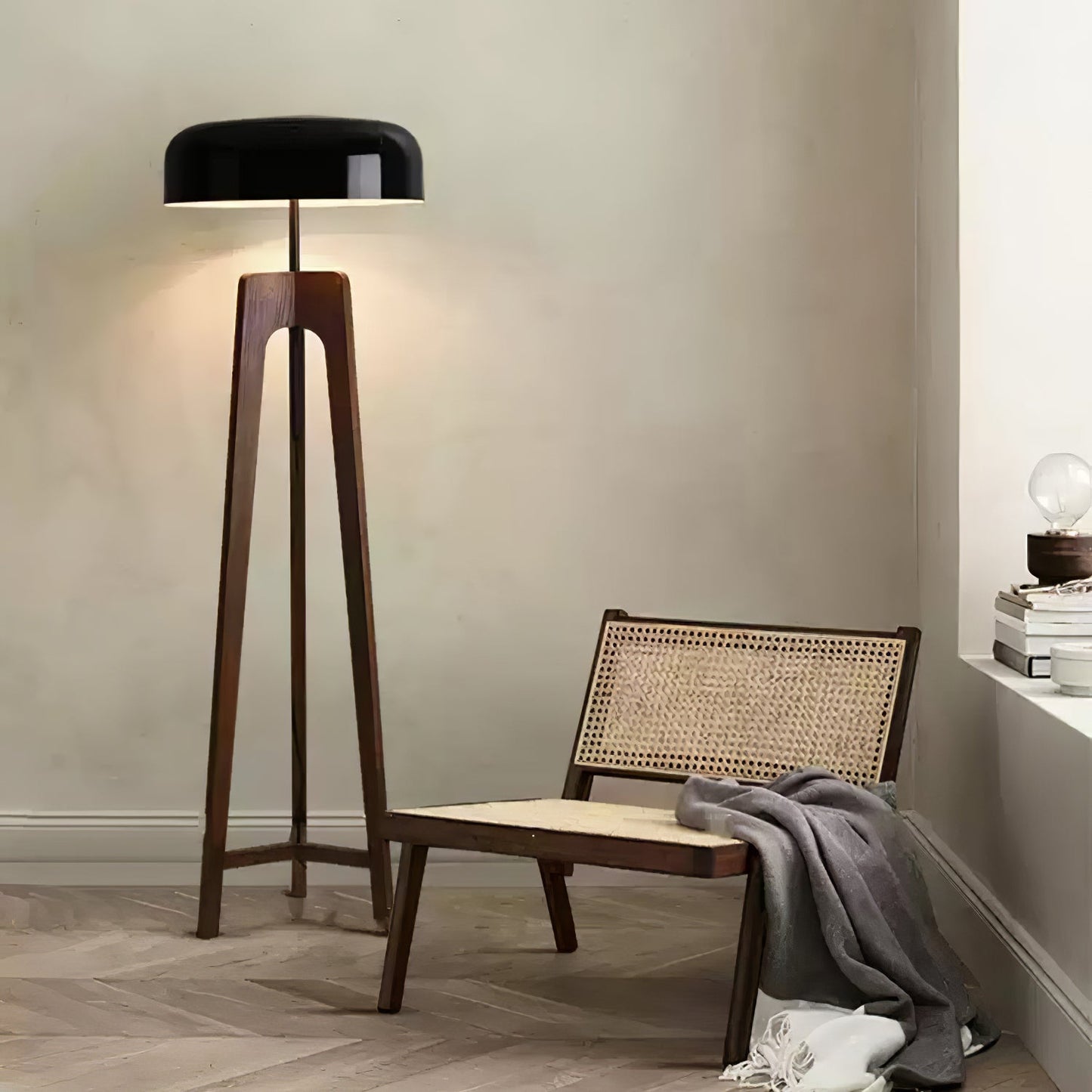 Linea Accent Lamp Floor Lamp