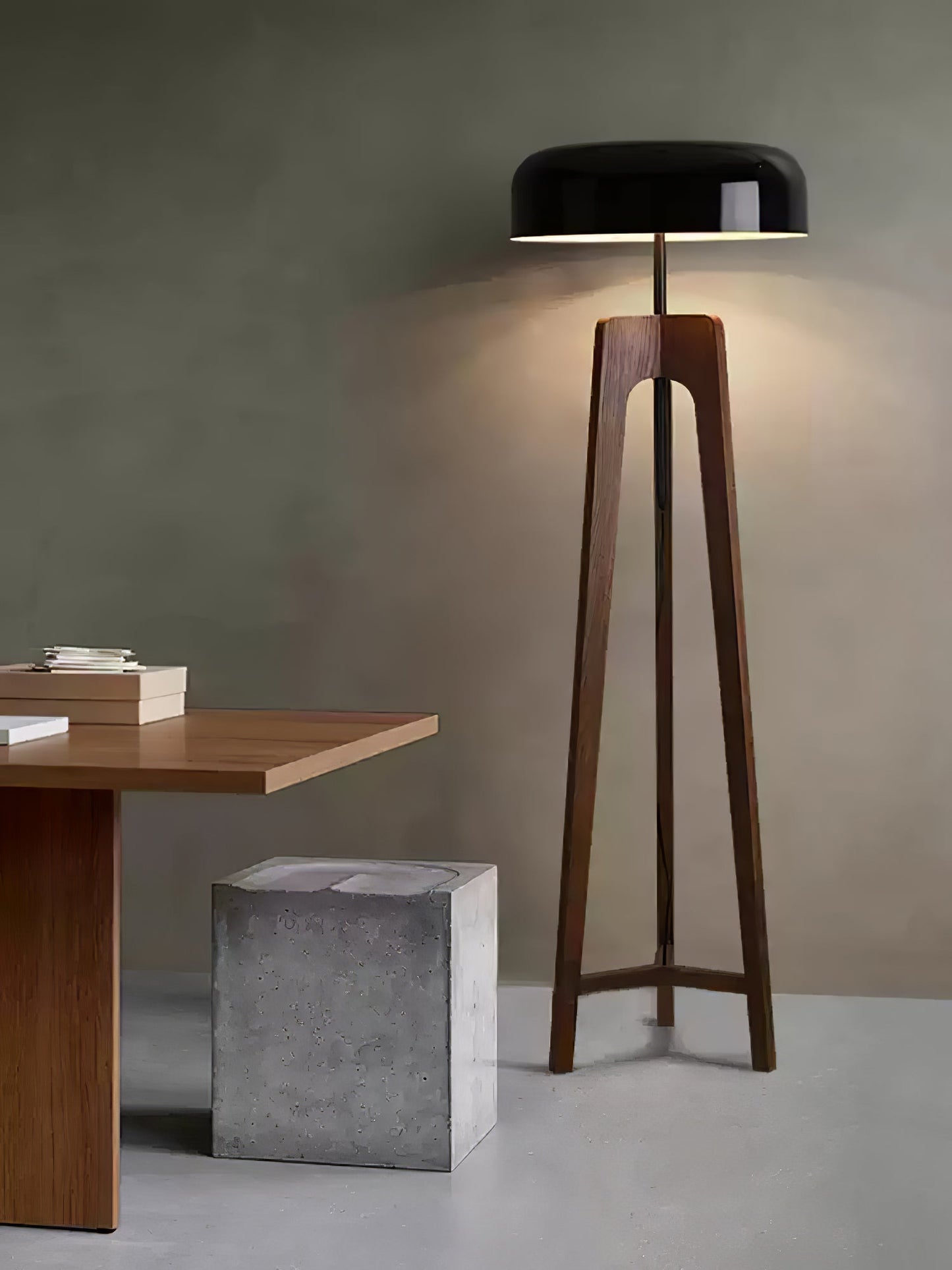 Linea Accent Lamp Floor Lamp