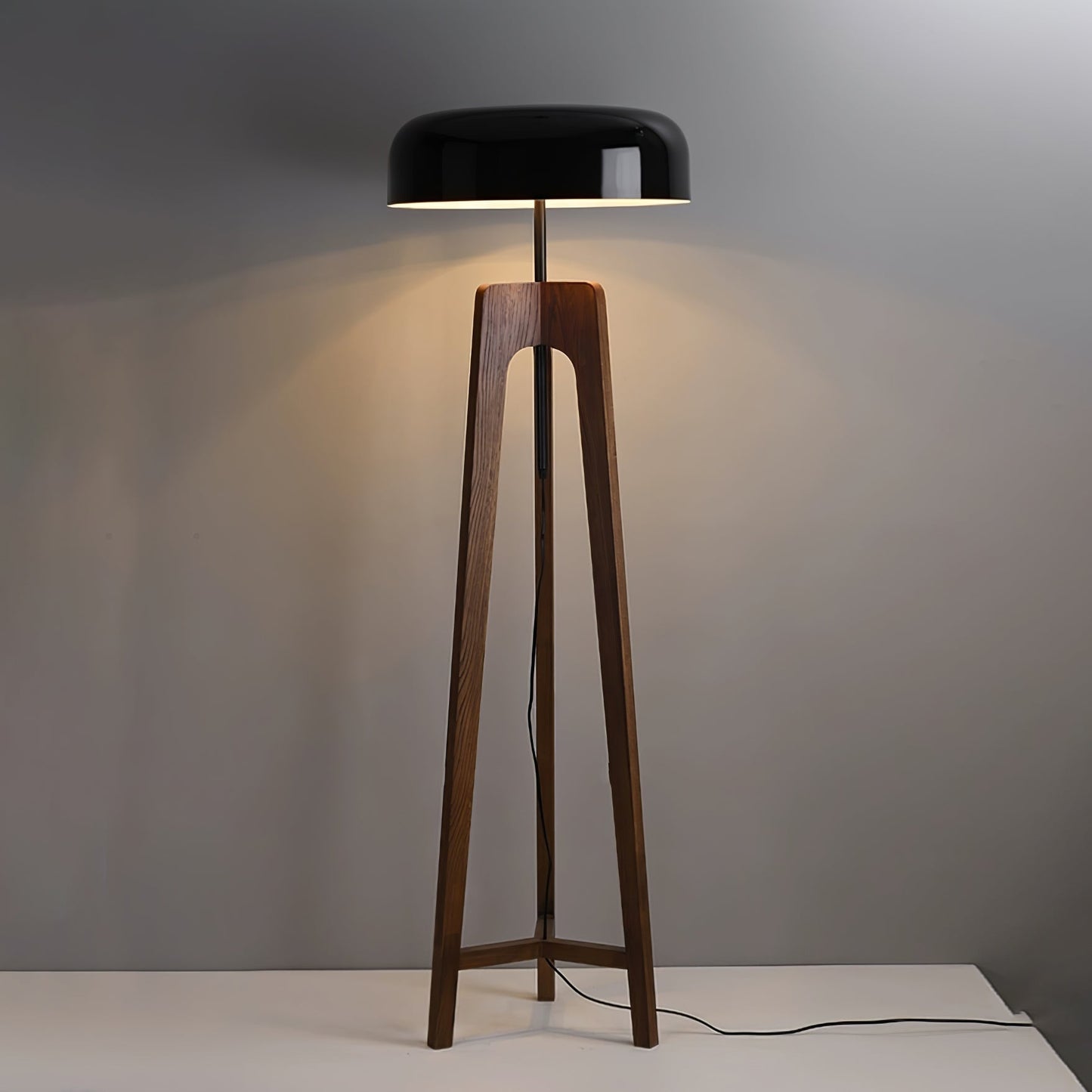 Linea Accent Lamp Floor Lamp