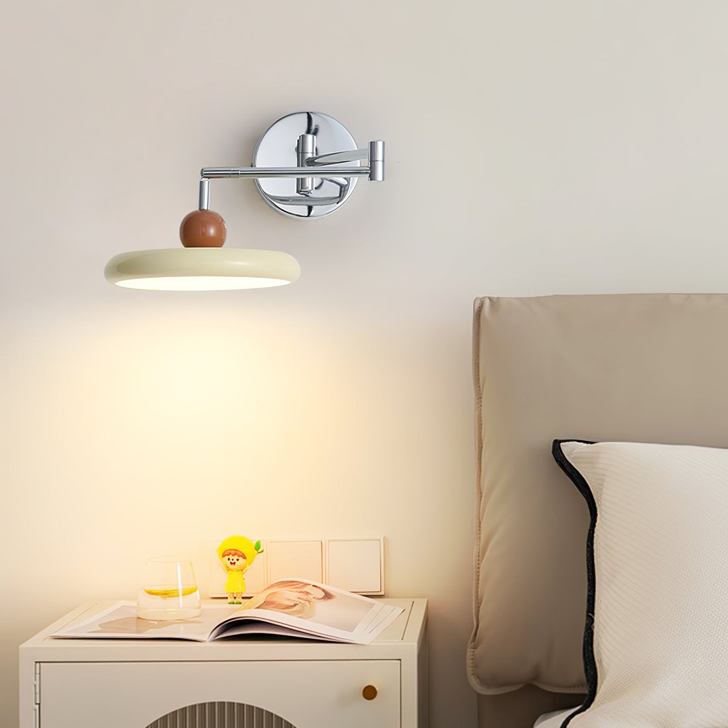 Lola Swing Arm Wall-mounted lamp Wall Lamp