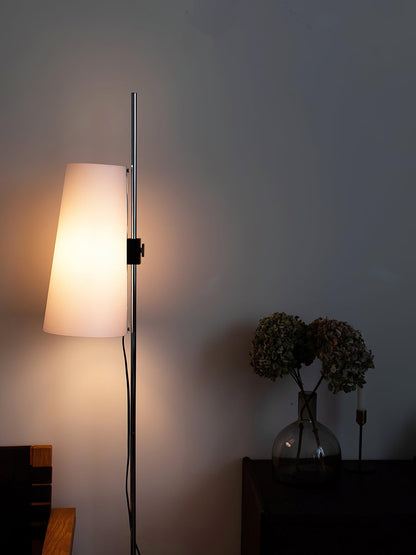 Lupe Tall Lamp Floor Lamp