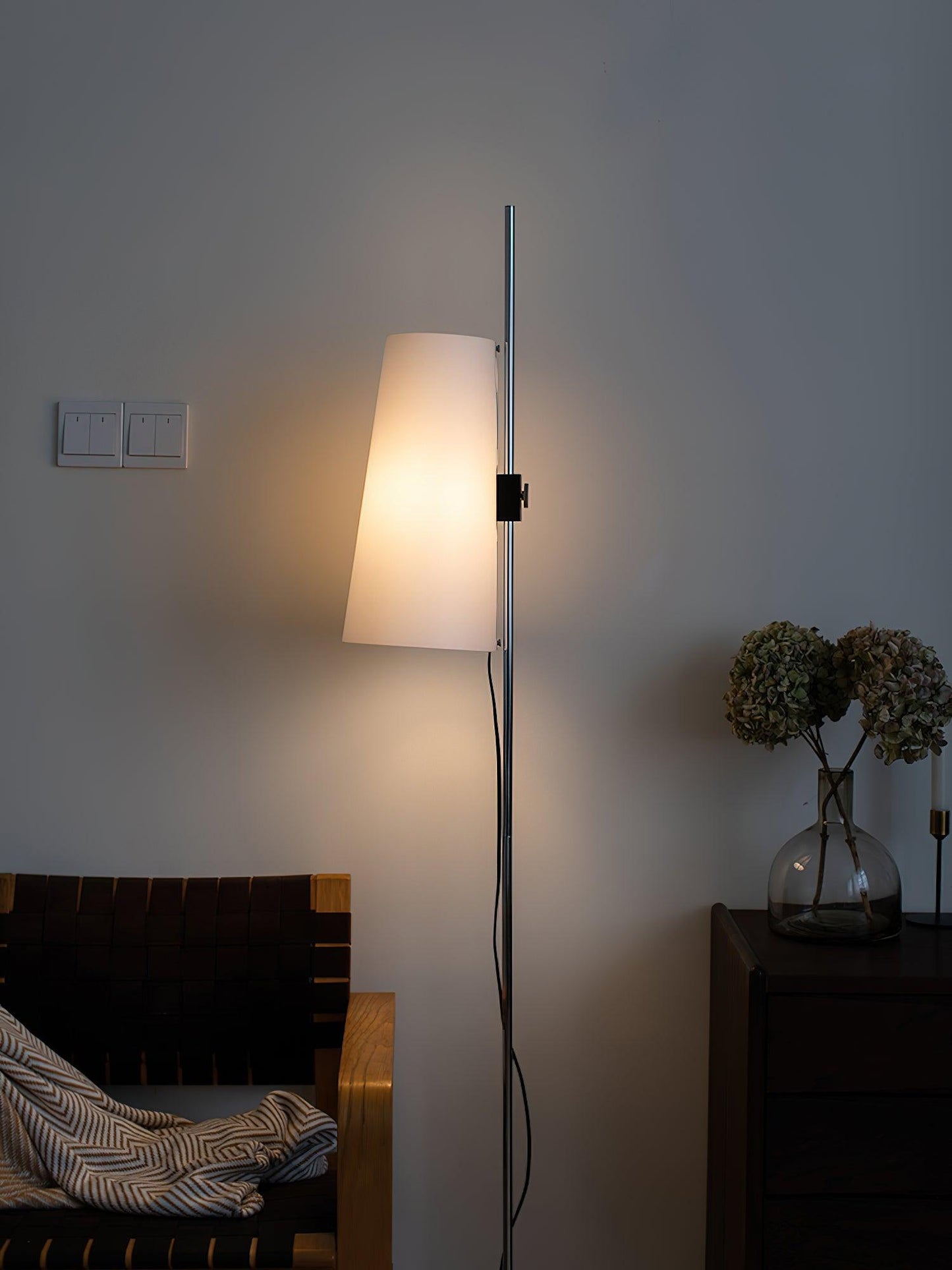 Lupe Tall Lamp Floor Lamp