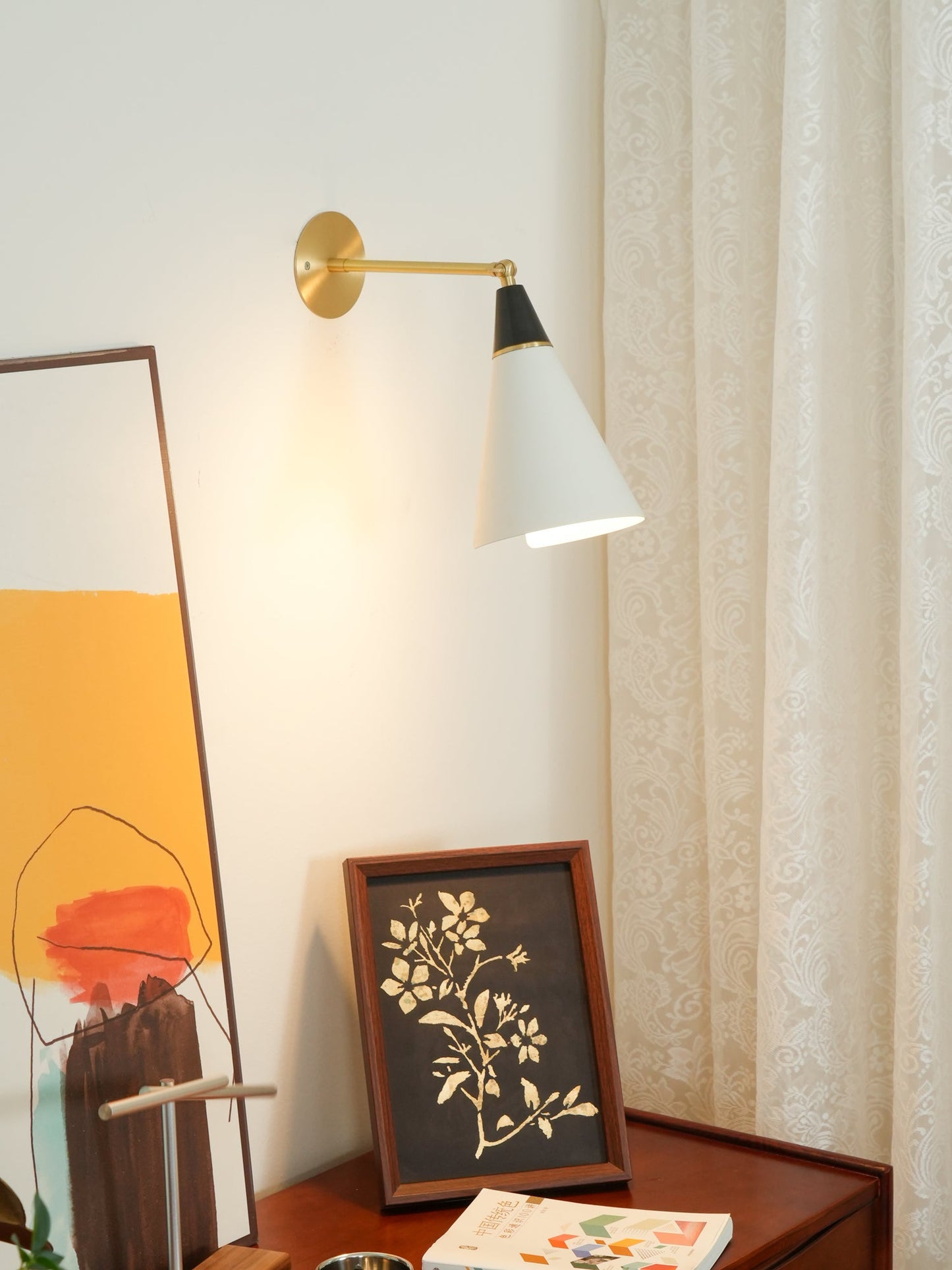 Petite Magari Sconce Wall Lamp