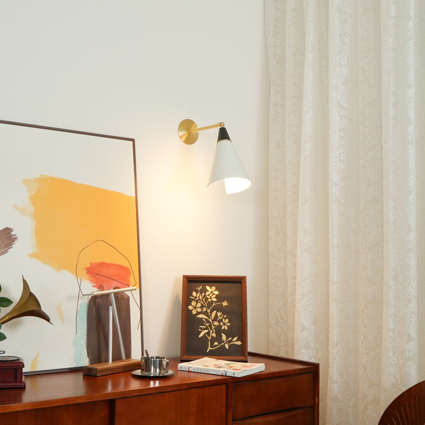 Petite Magari Sconce Wall Lamp