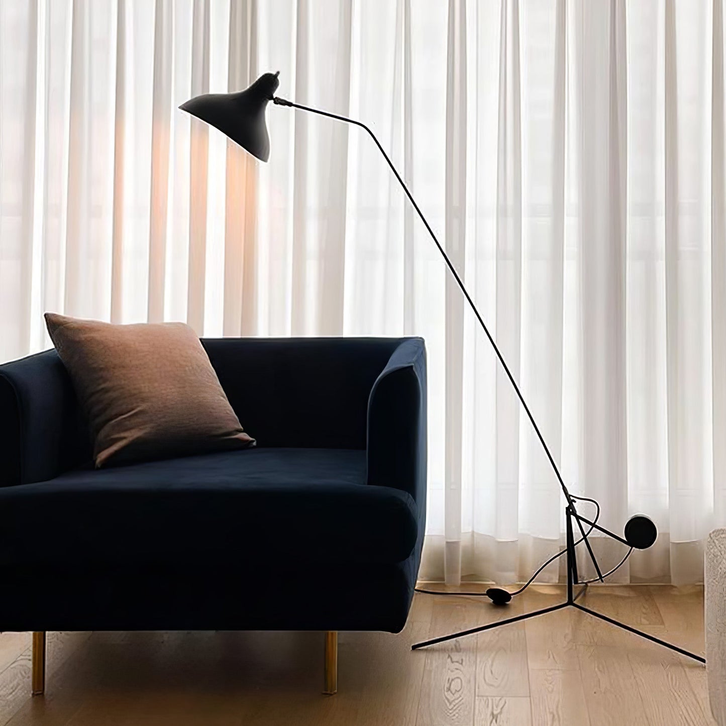 Mantis Arm Accent Lamp Floor Lamp