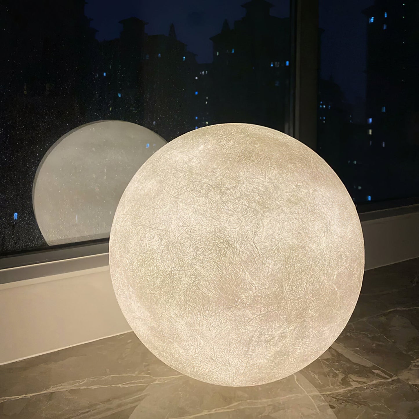 Moon Task lamp Table Lamp