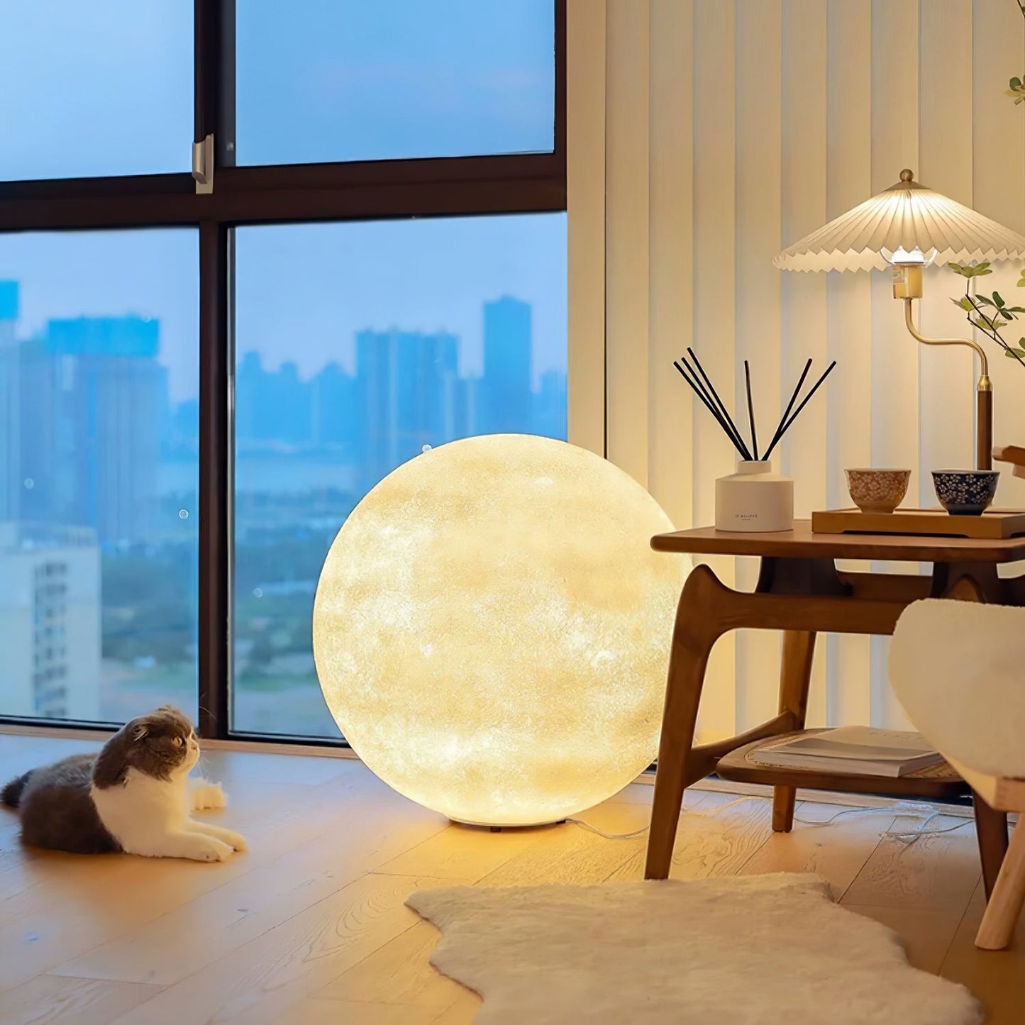 Moon Task lamp Table Lamp