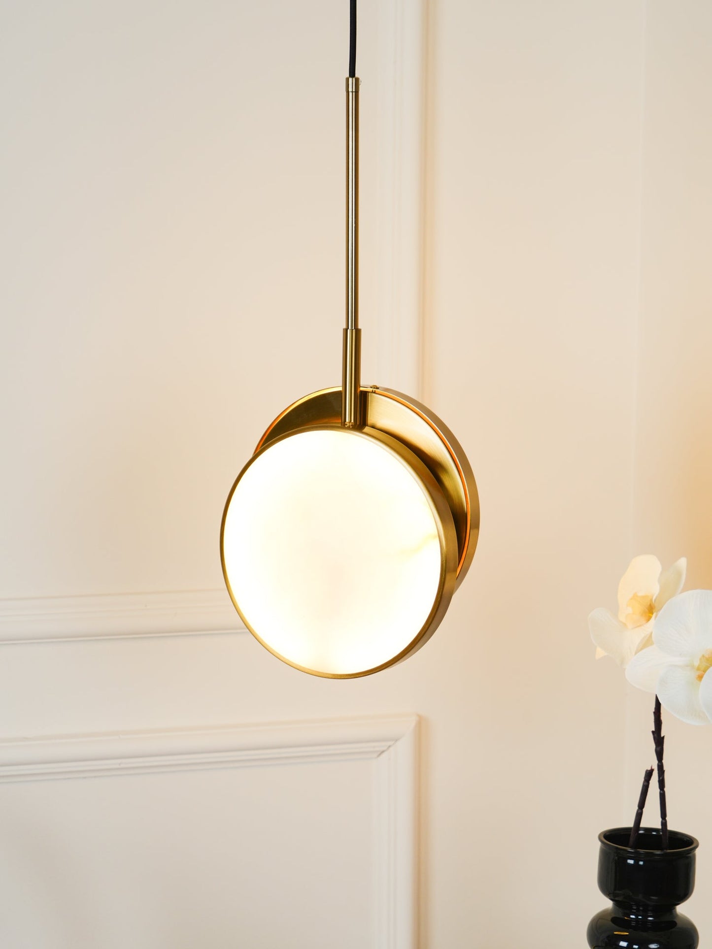 Moonshade Droplight Pendant Light