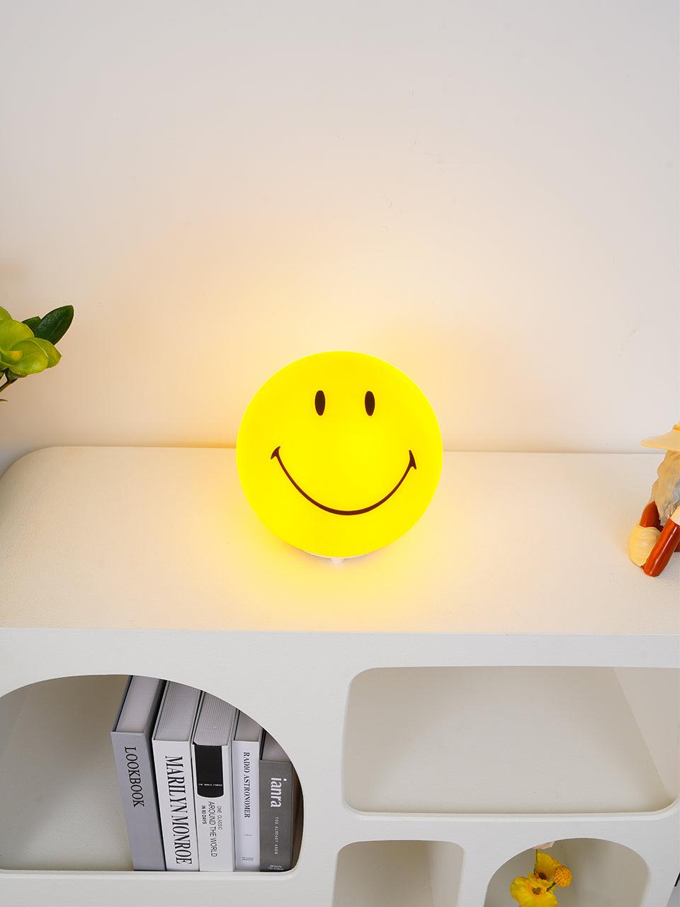 Smiling Rechargeable Built-in Battery Bedside lamp Table Lamp