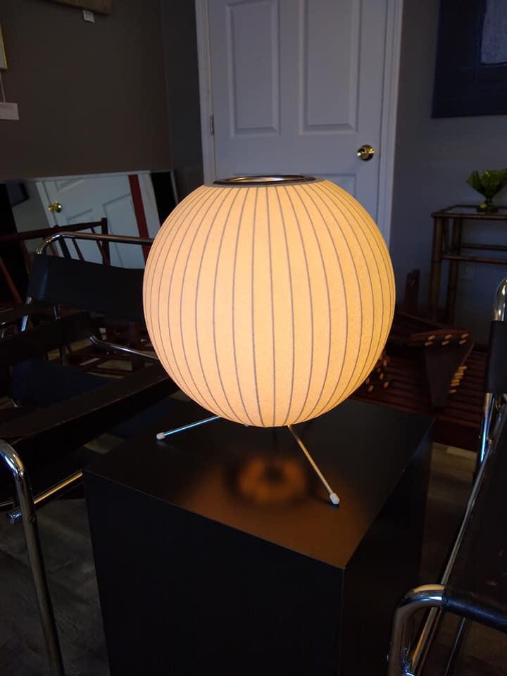 Nelson Tripod Accent lamp Table Lamp