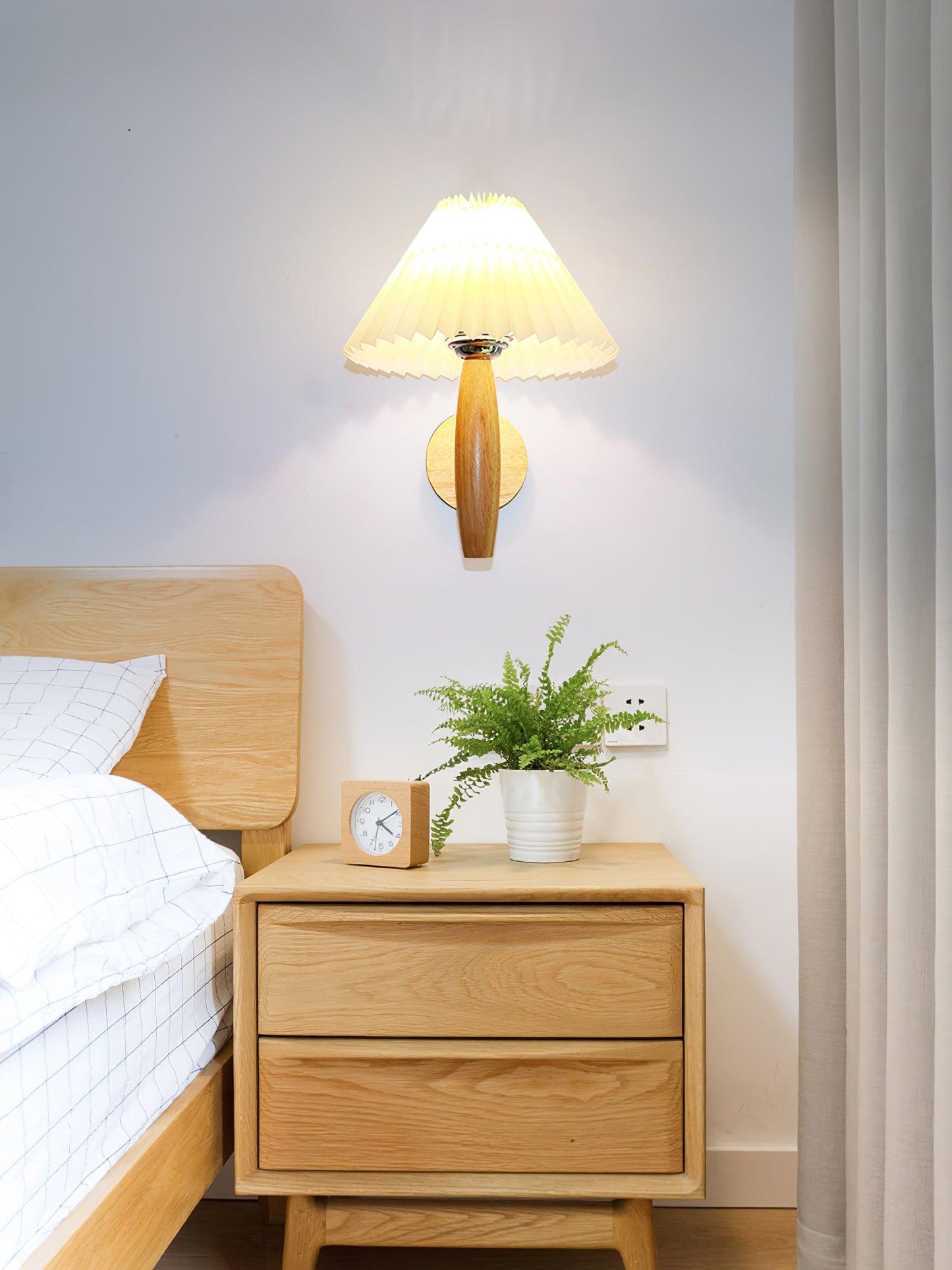 Oak Pleated Bracket light Wall Light