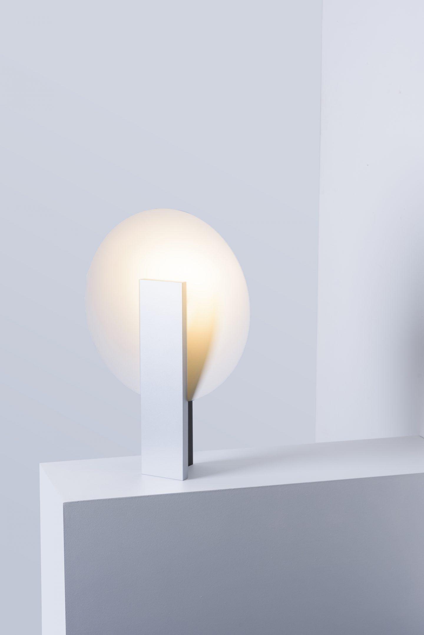 Orbe Portable lamp Table Lamp