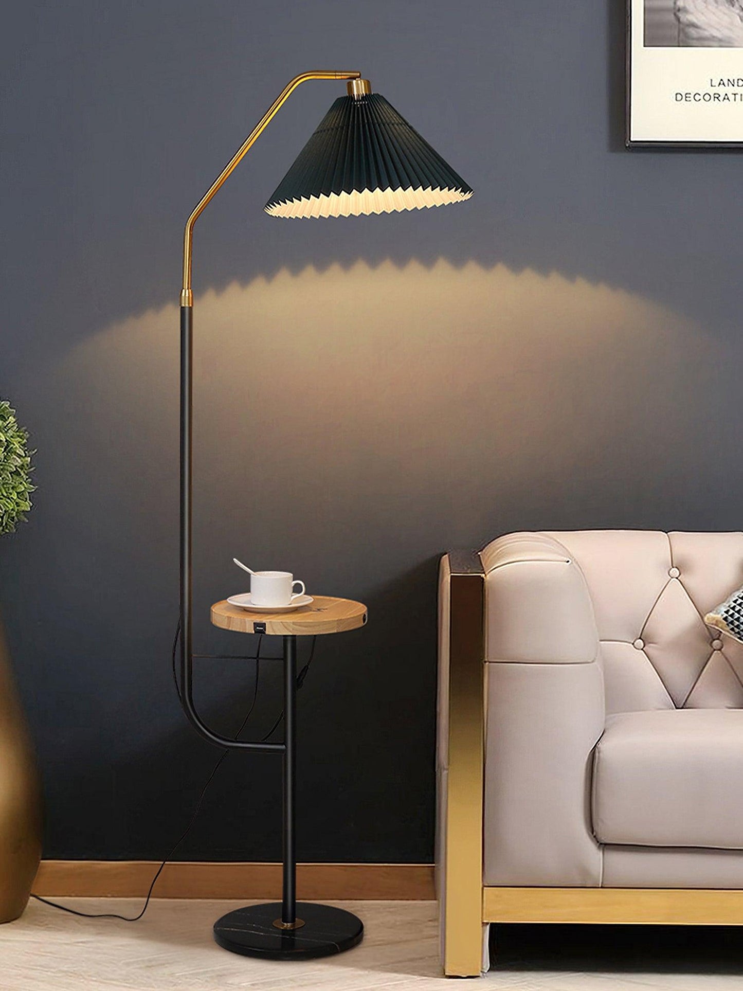 Ozz Free-standing Lamp Floor Lamp