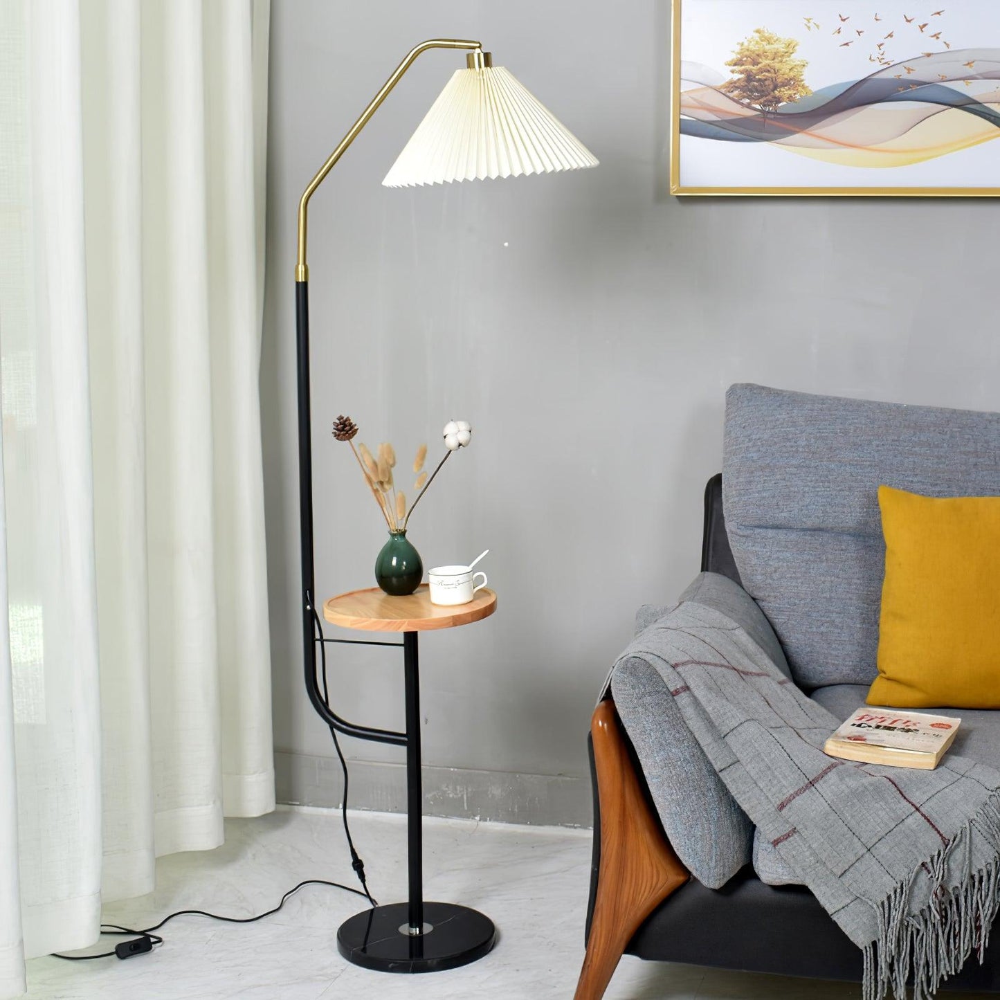 Ozz Free-standing Lamp Floor Lamp