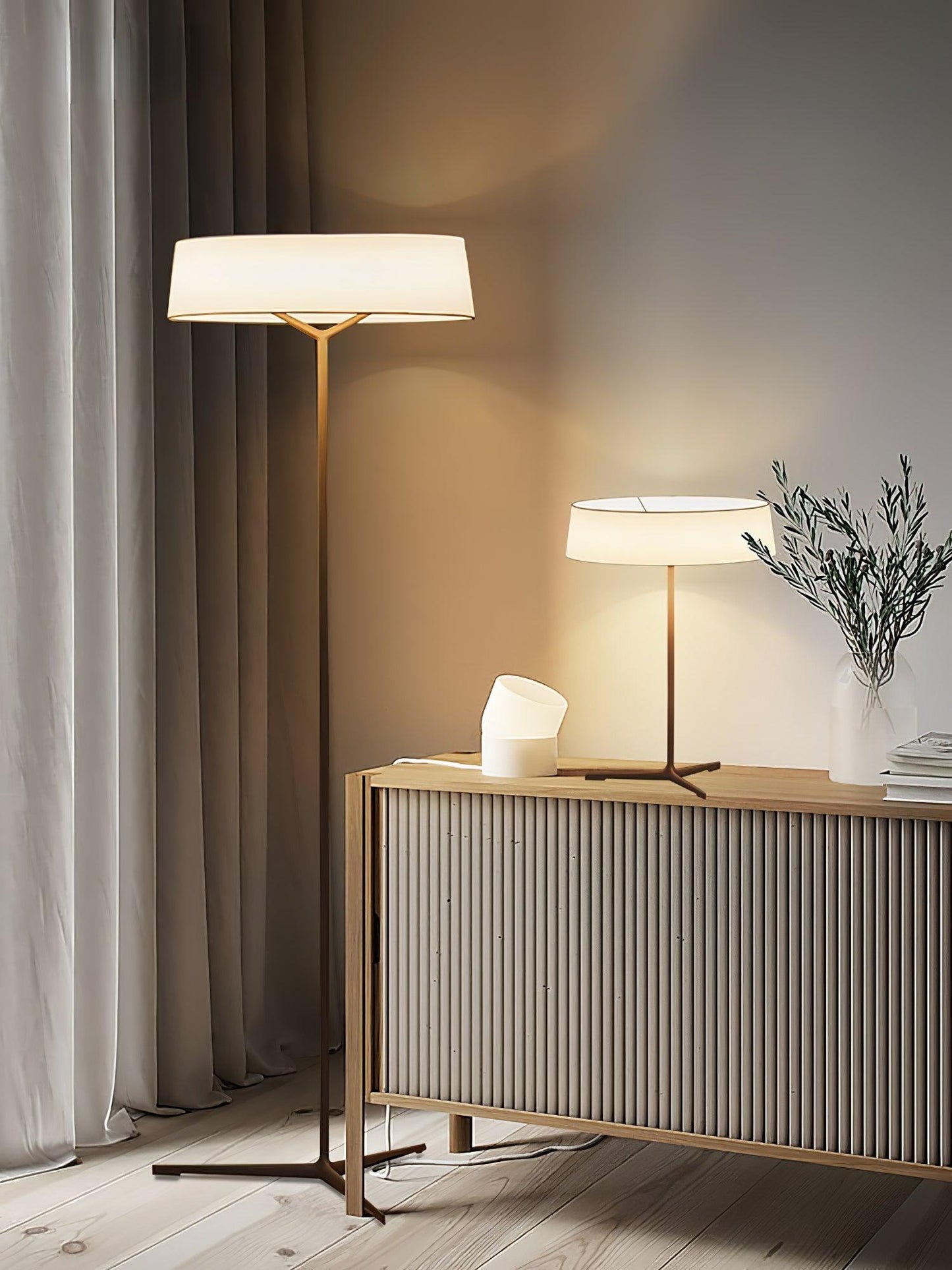 Dama Free-standing Lamp Floor Lamp