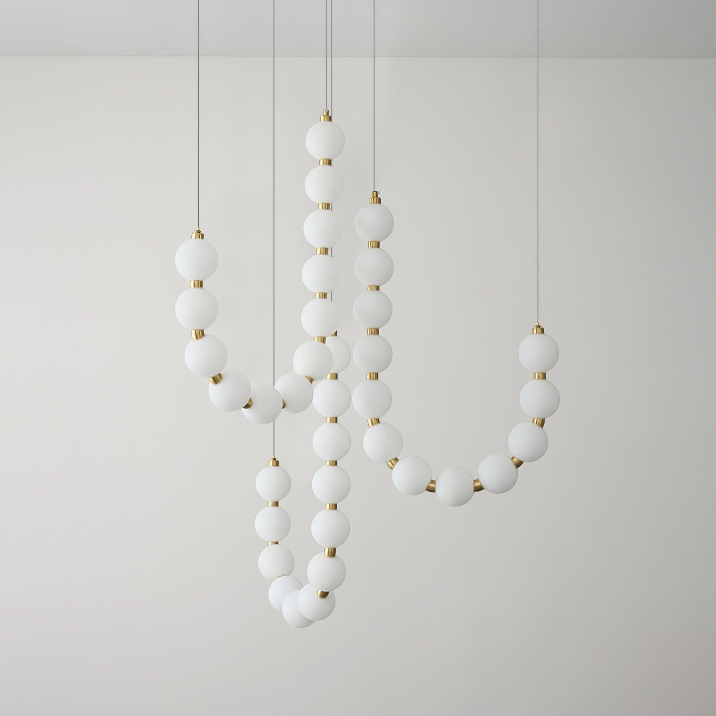 Acrylic Pearl Necklace Candelabrum Chandelier