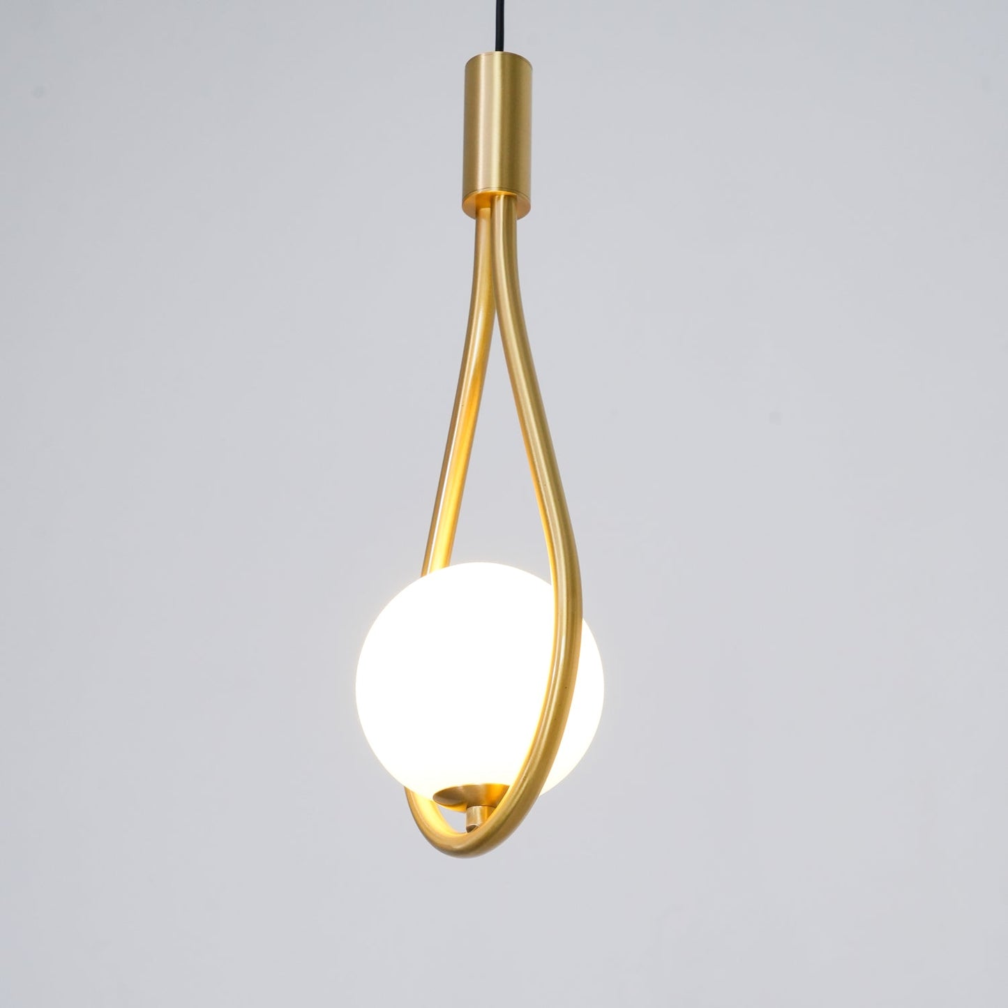 Pearls 65 Droplight Pendant Light