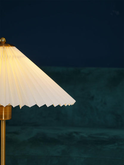 Perla Pleated Portable lamp Table Lamp