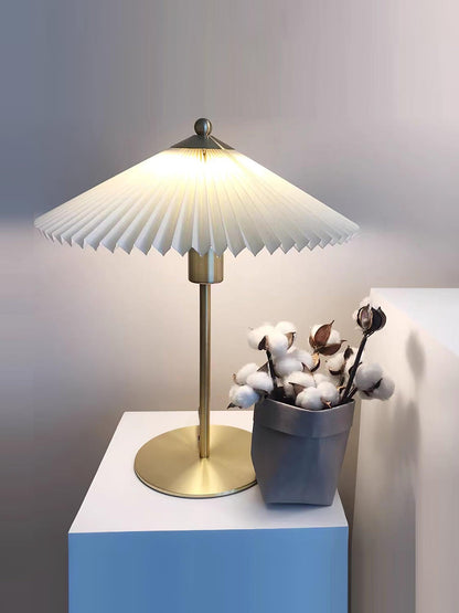 Perla Pleated Portable lamp Table Lamp