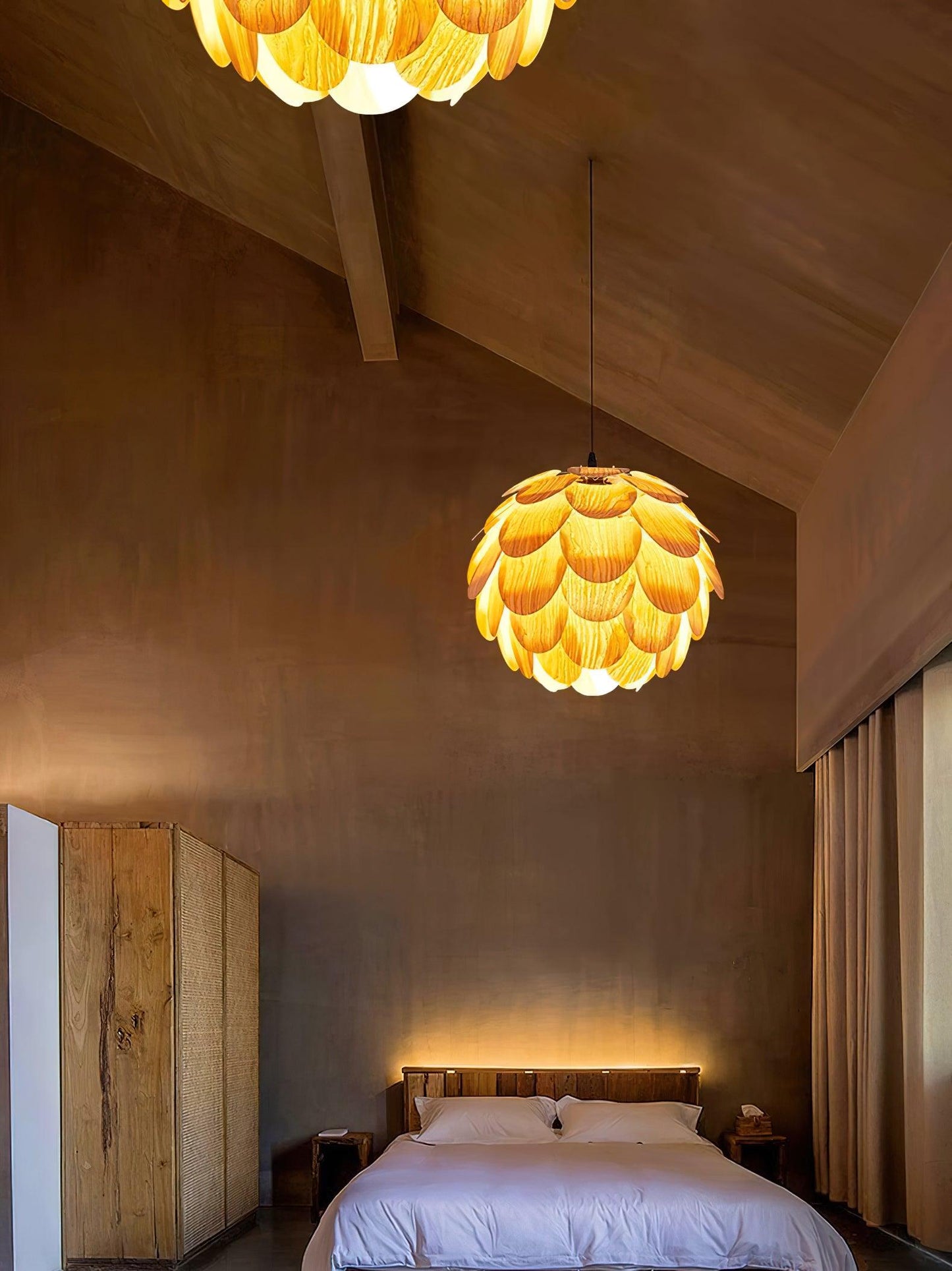 Pinecone Houselight Pendant Light