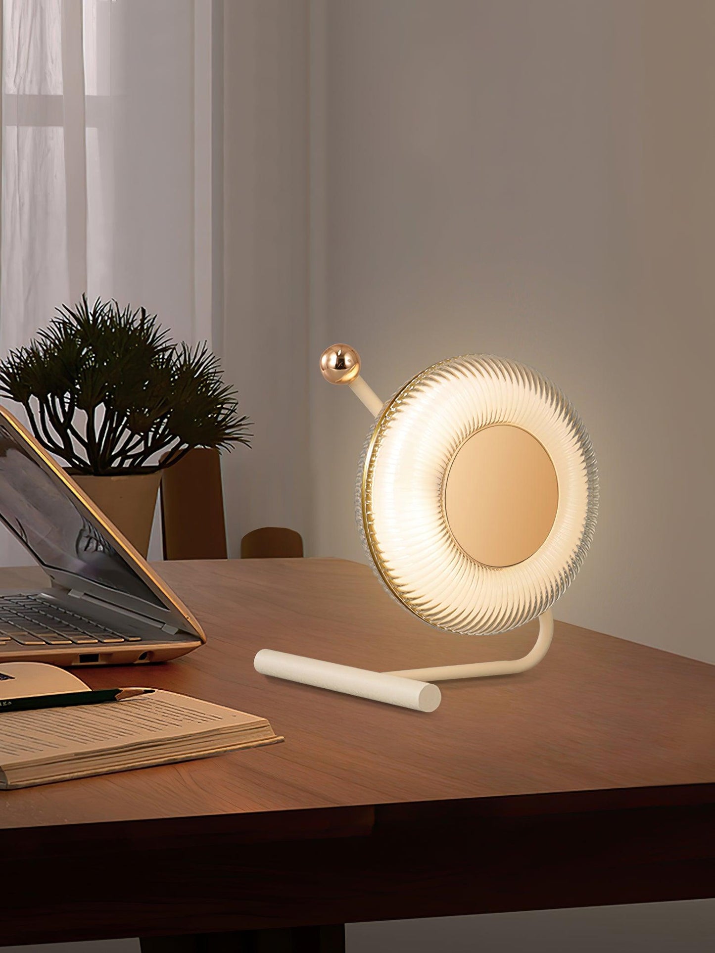 Pixo Built-in Battery Nightstand lamp Table Lamp