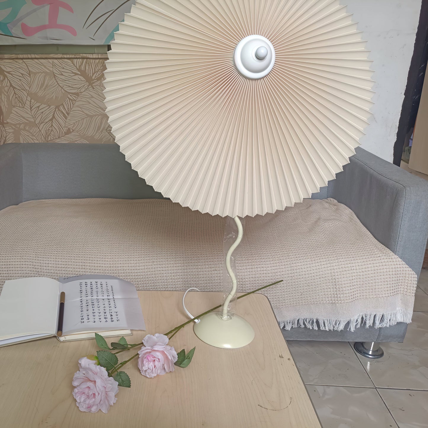 Pleated Hat Work lamp Table Lamp