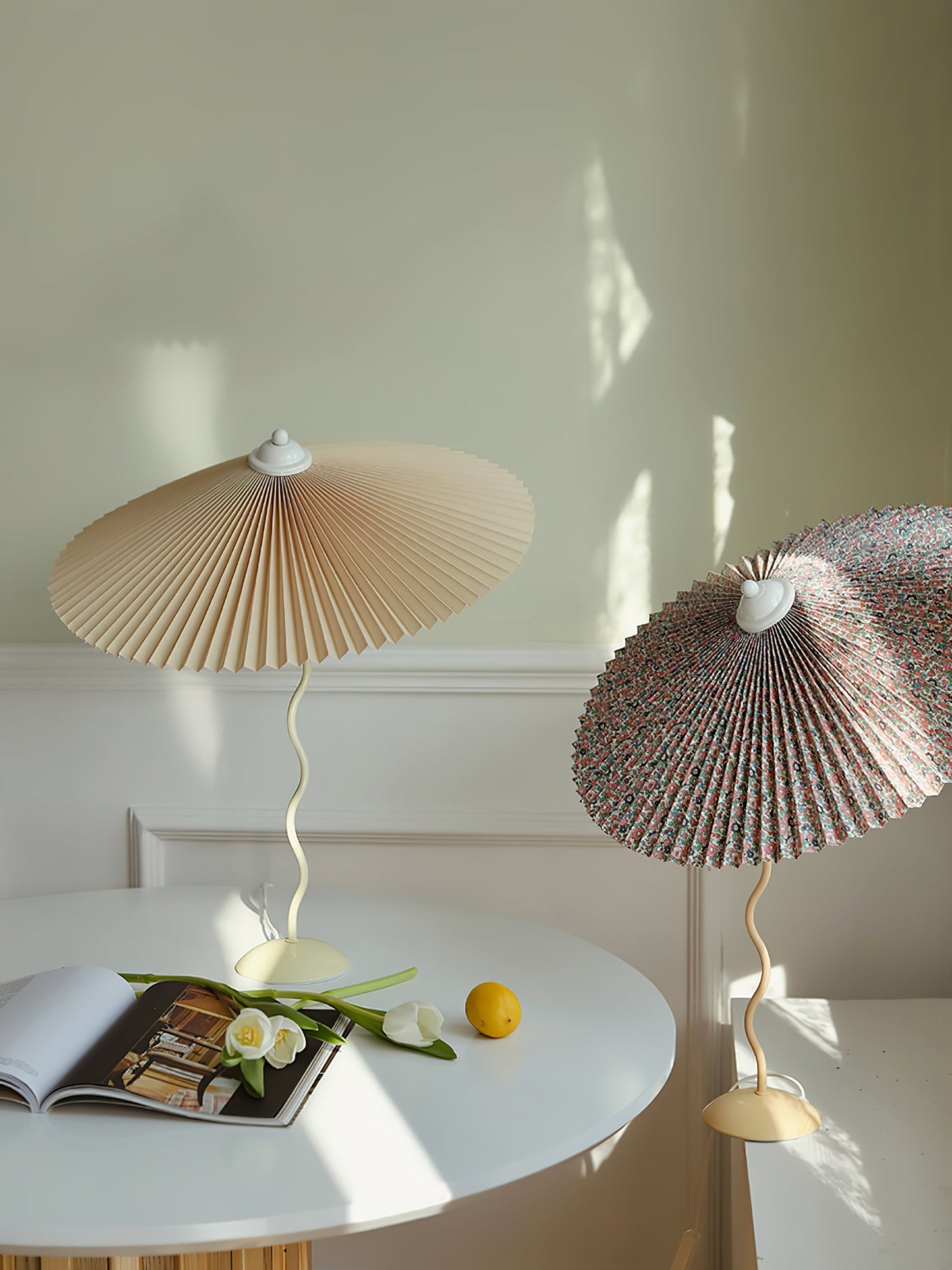 Pleated Hat Work lamp Table Lamp