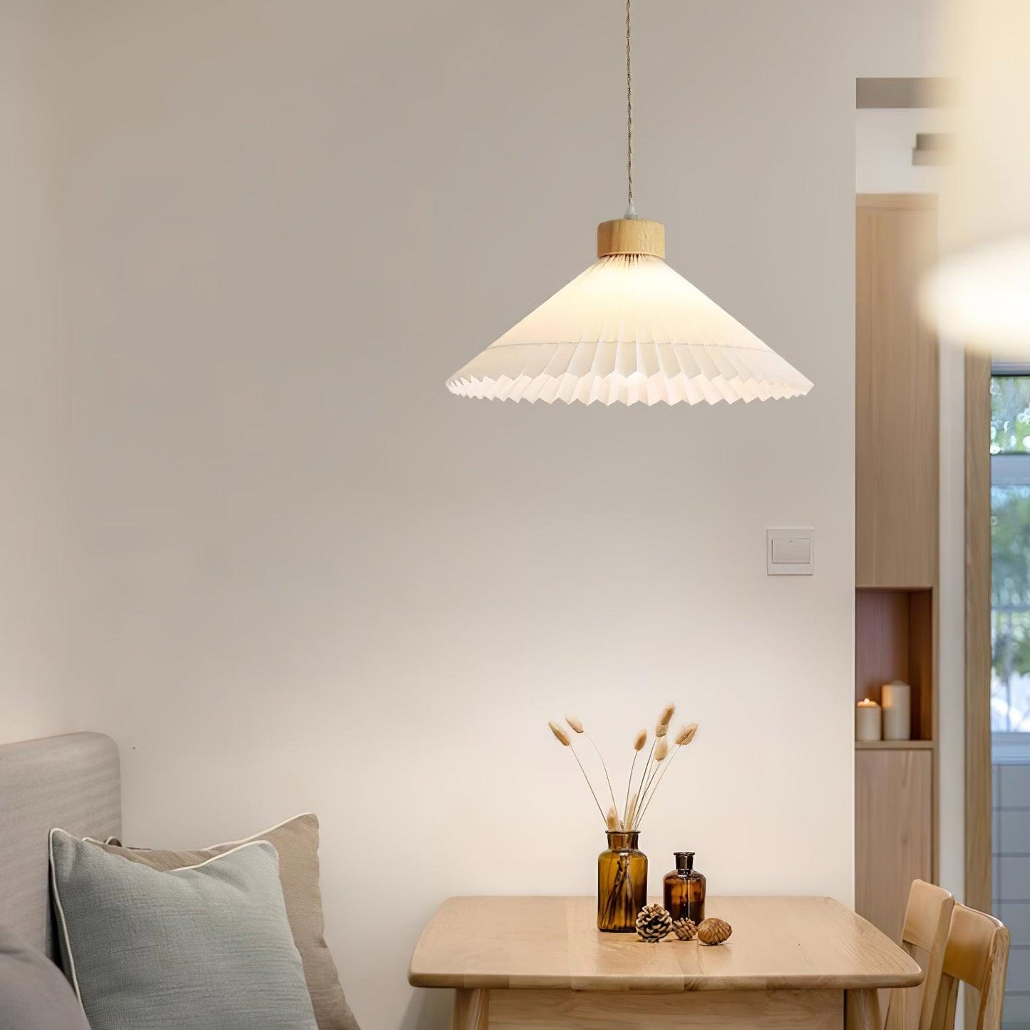 Pleated Wooden Droplight Pendant Light